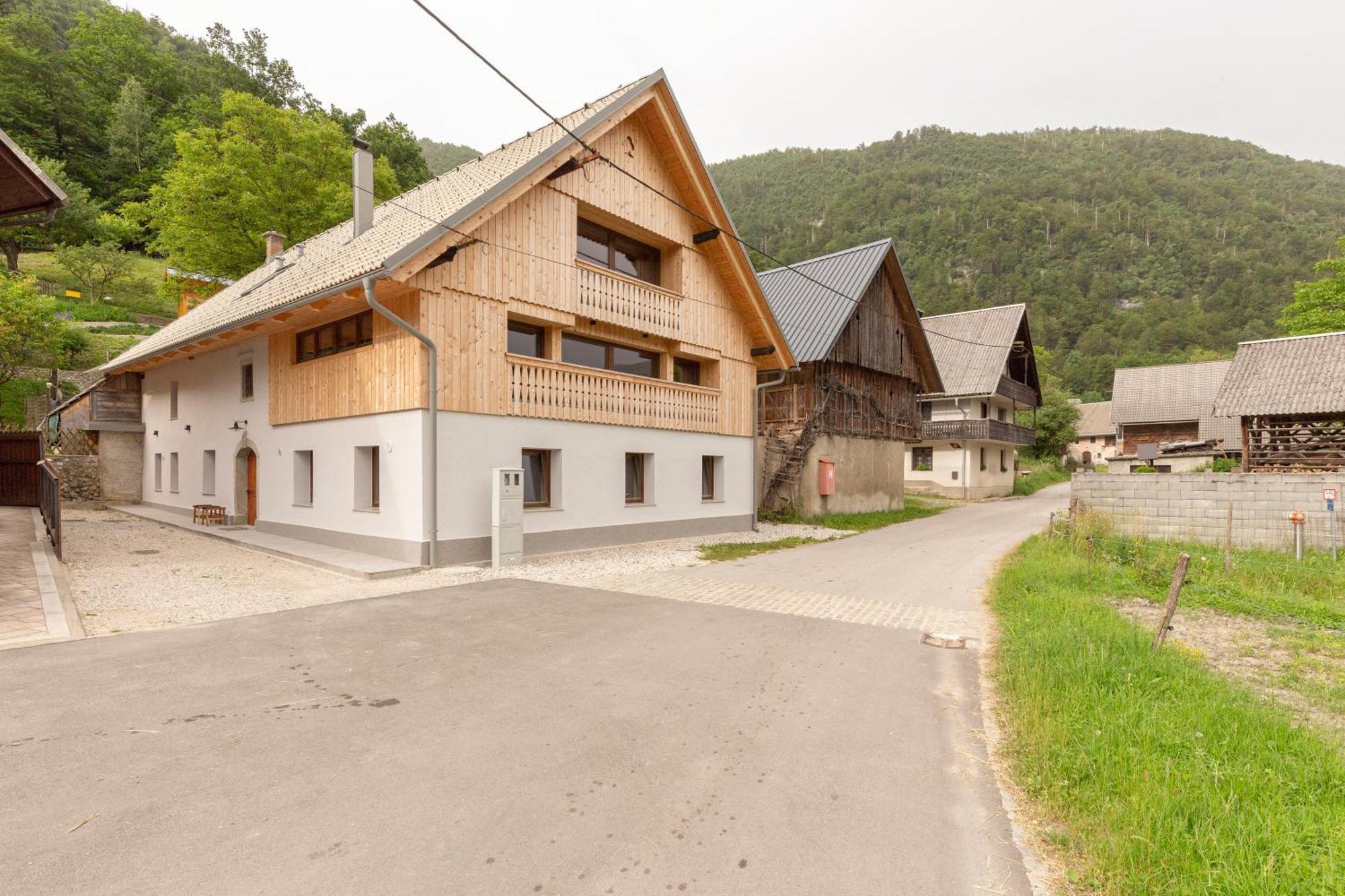 Farmhouse Chalet Apartments Bohinjska Bistrica Bagian luar foto